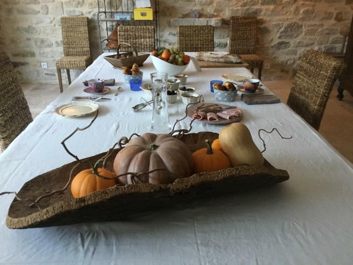 Le Mas Des Auges Barjac (Gard) Exterior foto